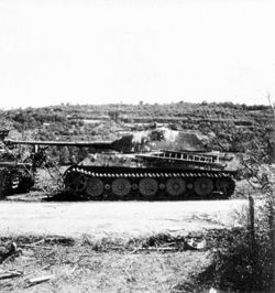 German tank Tiger II near Vimoutiers.jpg